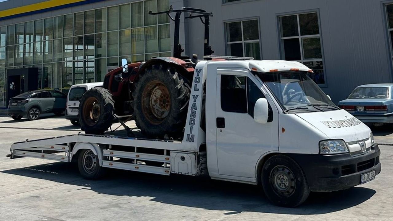 Çelik Oto Kurtarma 1. çekici aracı